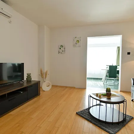 Stunning In Okrug Gornji