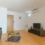 Lovely In Okrug Gornji With Wifi Apartment Trogir